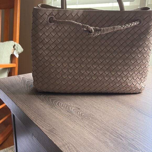 Quince Italian Leather Handwoven Satchel with dustbag NWOT. NEVER USED - Picture 1 of 6